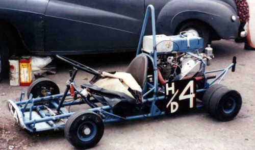 Triumph_powered_drag_kart_used_in_the_sixties[1].jpg