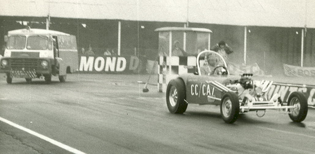 Phil Elson + pushcar.jpg