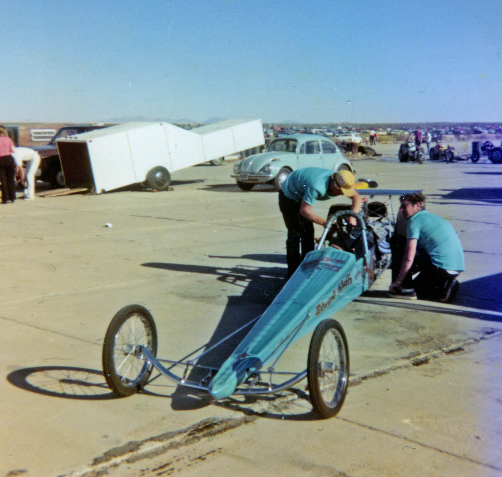 TB002.jpg