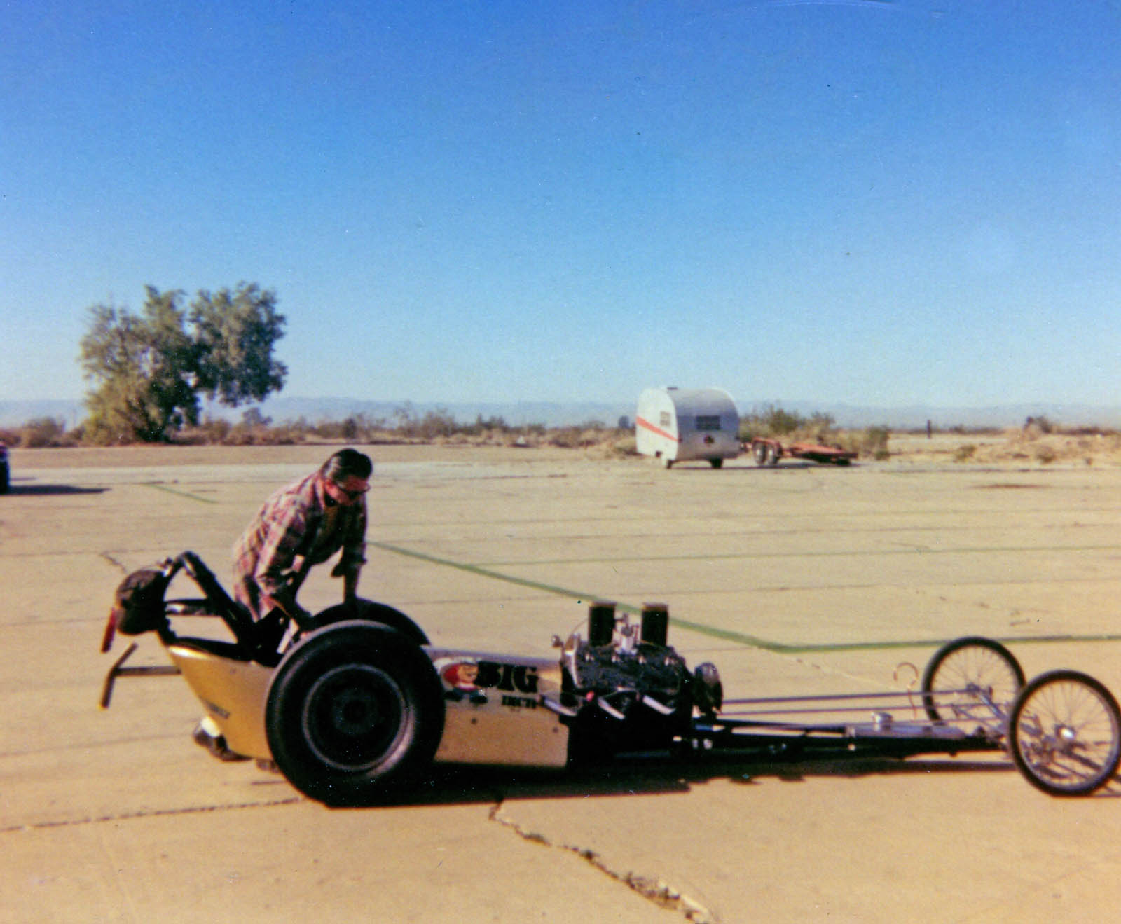 TB005.jpg