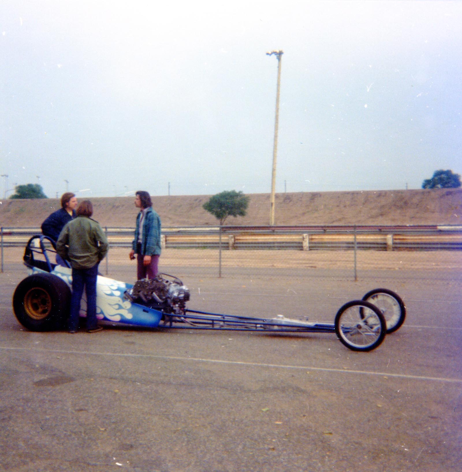 TB028.jpg