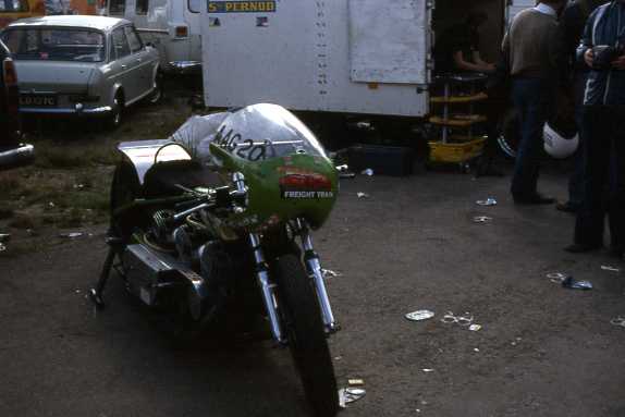 img906.jpg