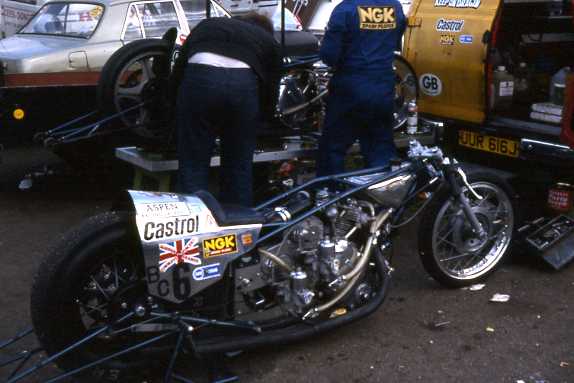 img907.jpg